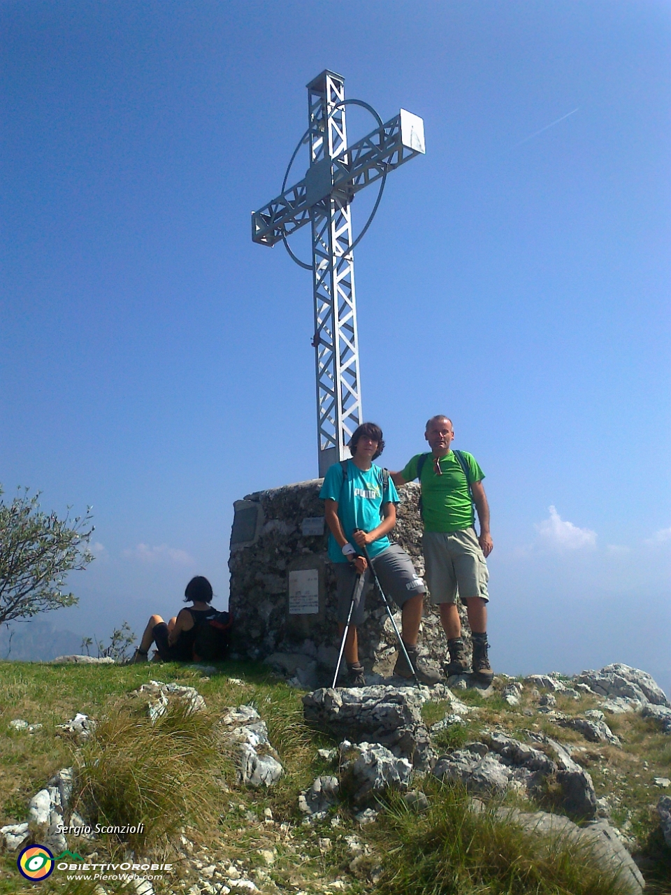 61 Luca e Santo in vetta.jpg